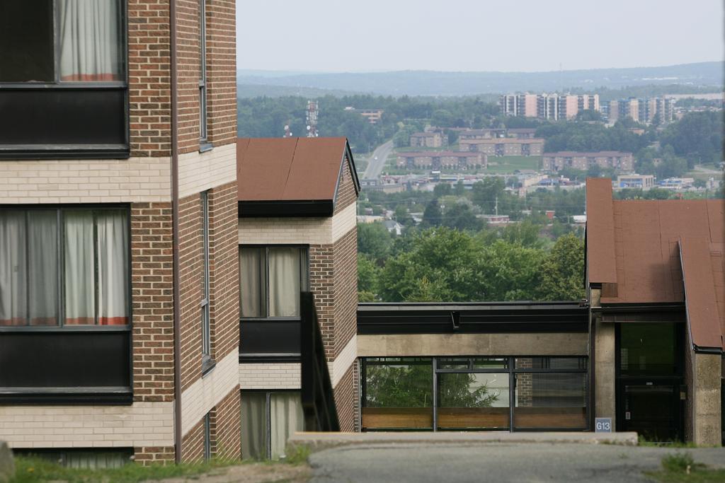 Au Campus-Hébergement hôtelier Université de Sherbrooke Esterno foto