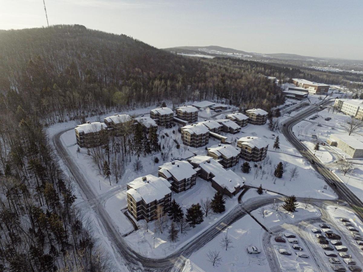 Au Campus-Hébergement hôtelier Université de Sherbrooke Esterno foto